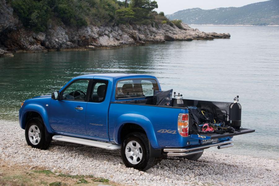  Mazda BT-50 2008 года  (фото 45 из 91)